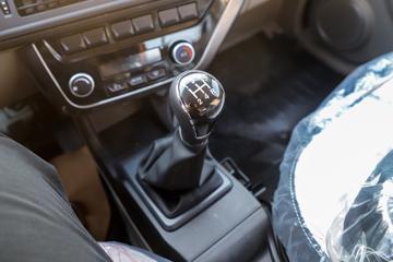 �������� ��R ����� 1.6L 122���� ���� 3.05��˫������΢��ͼƬ