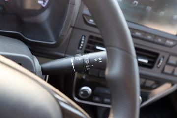 �������� ��R ����� 1.6L 122���� ���� 3.05��˫������΢��ͼƬ