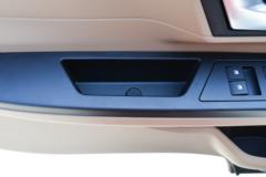 蓝擎汽车 凌R 1.6L 122马力 汽油 2.7米双排栏板微卡