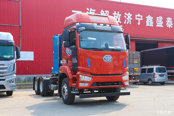 一汽解放 J6L 6X4 纯电动牵引车(亿纬)282.62kWh