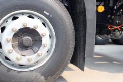 一汽解放 J6L中卡 6X4 纯电动半挂牵引车282kWh
