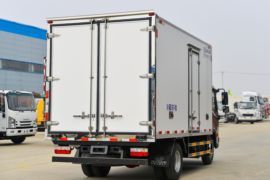 多利卡D6&nbsp;冷藏车上装图片