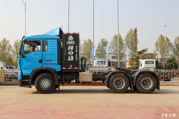 优惠6.6万 咸阳市HOWO TX EV电动牵引车火热促销中