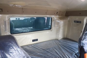 �й����� HOWO TX�ؿ� 25T 6X4 ����ʽ���綯ǣ����282kWhͼƬ