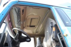 中国重汽 HOWO TX重卡 25T 6X4 换电式纯电动牵引车(ZZ4257V384GZ1SBEV)282kWh