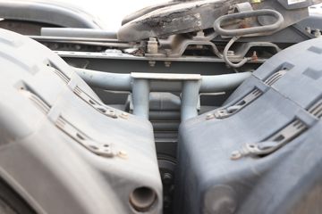 �й����� HOWO TX�ؿ� 25T 6X4 ����ʽ���綯ǣ����282kWhͼƬ