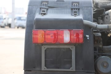 �й����� HOWO TX�ؿ� 25T 6X4 ����ʽ���綯ǣ����282kWhͼƬ