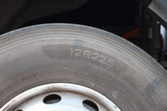 中国重汽 HOWO TX重卡 25T 6X4 换电式纯电动牵引车(ZZ4257V384GZ1SBEV)282kWh
