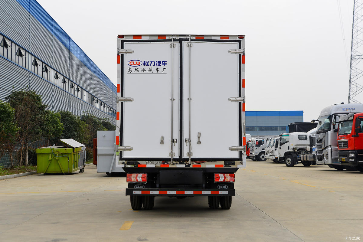  V5 150 4X2 4.03س(HFC5045XLCP32K2C7S)