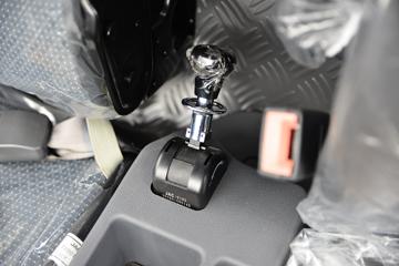 ���� ����V5 150���� 4X2 4.03����س�(HFC5045XLCP32K2C7S)ͼƬ