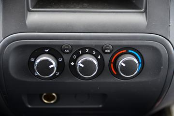 ���� ����V5 150���� 4X2 4.03����س�(HFC5045XLCP32K2C7S)ͼƬ