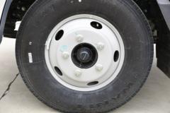 江淮 骏铃V5 150马力 4X2 4.03米冷藏车(HFC5045XLCP32K2C7S)