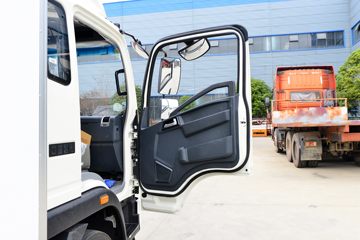 �й�����HOWO ���� 190���� 4X2 4.7����س�ͼƬ