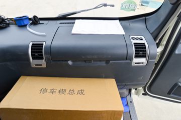 �й�����HOWO ���� 190���� 4X2 4.7����س�ͼƬ