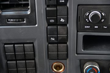 �й�����HOWO ���� 190���� 4X2 4.7����س�ͼƬ