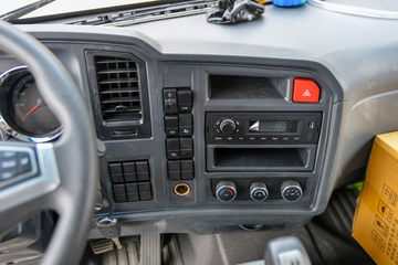 �й�����HOWO ���� 190���� 4X2 4.7����س�ͼƬ