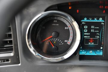 �й�����HOWO ���� 190���� 4X2 4.7����س�ͼƬ