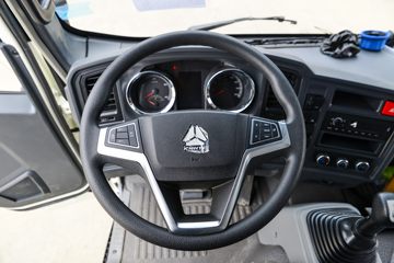 �й�����HOWO ���� 190���� 4X2 4.7����س�ͼƬ