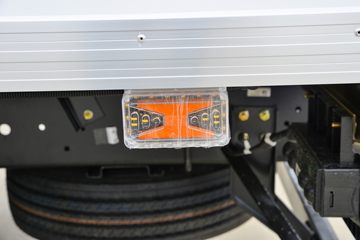 �й�����HOWO ���� 190���� 4X2 4.7����س�ͼƬ