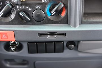 ���� ��ʮ�� �忧 150���� 4X2 4.05����س�(��������)ͼƬ