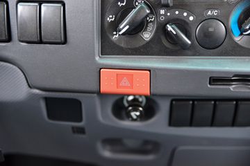 ���� ��ʮ�� �忧 150���� 4X2 4.05����س�(��������)ͼƬ