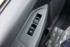 庆铃 五十铃 铃咖 150马力 4X2 4.05米冷藏车(程力威牌)(CLW5042XLCCDP)