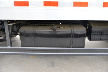 ���� ��ʮ�� �忧 150���� 4X2 4.05����س�(��������)ͼƬ
