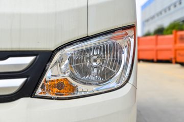  M2 1.6L 122  4X2 3.5س()(CL5030XLCB6WX)ͼƬ
