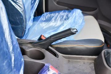 ���� ����M2 1.6L 122���� ���� 4X2 3.5����س�(������)ͼƬ