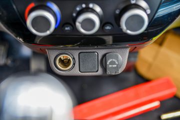 ���� ����M2 1.6L 122���� ���� 4X2 3.5����س�(������)ͼƬ