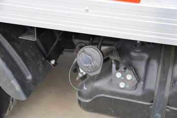 ���� ����M2 1.6L 122���� ���� 4X2 3.5����س�(������)ͼƬ