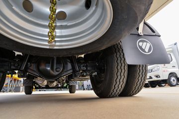 ���� ����M2 1.6L 122���� ���� 4X2 3.5����س�(������)ͼƬ