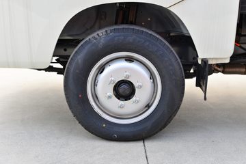 ���� ����M2 1.6L 122���� ���� 4X2 3.5����س�(������)ͼƬ