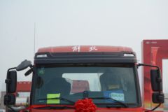 青岛解放 龙V中卡2.0 190马力 4X2牵引车(法士特8档)(CA4080PK2E6A80)