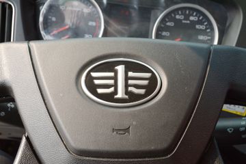 �ൺ��� ��V�п�2.0 190���� 4X2ǣ����(��ʿ��8��)ͼƬ