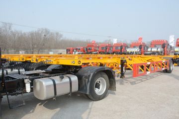 �ൺ��� ��V�п�2.0 190���� 4X2ǣ����(��ʿ��8��)ͼƬ