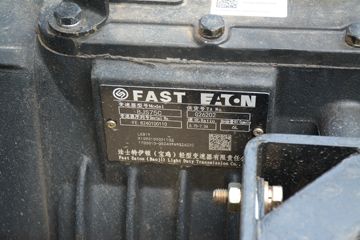 �ൺ��� ��V�п�2.0 190���� 4X2ǣ����(��ʿ��8��)ͼƬ