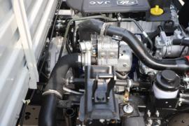 骏铃V6&nbsp;载货车底盘                                                图片