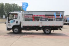 蓝擎轻卡 后浪Z1 140马力 4.18米单排栏板轻卡