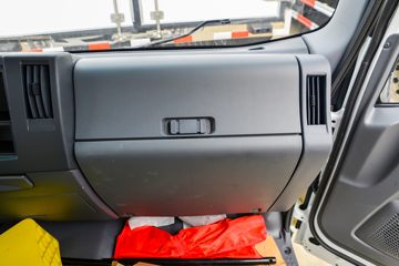 ���� ��ʮ��KV600 132���� 4X2 5.15����س�(������)ͼƬ