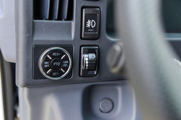 ���� ��ʮ��KV600 132���� 4X2 5.15����س�(������)ͼƬ