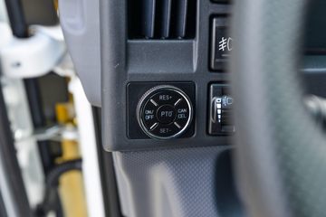 ���� ��ʮ��KV600 132���� 4X2 5.15����س�(������)ͼƬ