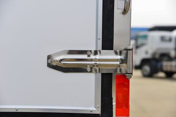 ���� ��ʮ��KV600 132���� 4X2 5.15����س�(������)ͼƬ