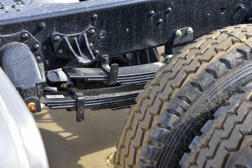 �й�����HOWO ͳ˧ 170���� 3.85���Ű������Ῠ(ZZ1107G3315F1)ͼƬ