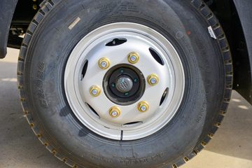 �й�����HOWO ͳ˧ 170���� 3.85���Ű������Ῠ(ZZ1107G3315F1)ͼƬ