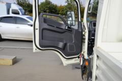 中国重汽HOWO 悍将M 140马力 4.15米单排栏板轻卡(ZZ1047F3313F145D)