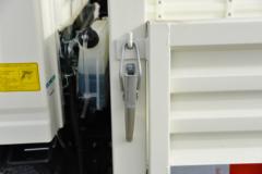 中国重汽HOWO 悍将M 140马力 4.15米单排栏板轻卡(ZZ1047F3313F145D)