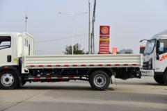 中国重汽HOWO 悍将M 140马力 4.15米单排栏板轻卡(ZZ1047F3313F145D)