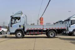 中国重汽HOWO 统帅 170马力 4.15米单排栏板轻卡(法士特8档)(ZZ1077F3315F174)