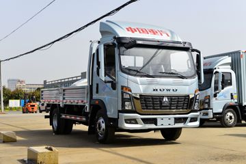 中国重汽HOWO 统帅 151马力 4.15米单排仓栅式轻卡(星瑞6档)(ZZ5047CCYF3215F145)